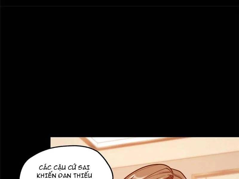 Truyện Tranh Trọng Sinh Không Làm Chạn Vương, Tôi Một Mình Nạp Game Thăng Cấp trang 4