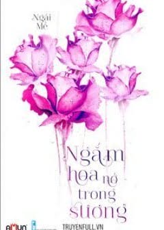 Ảnh Ngắm Hoa Nở Trong Sương