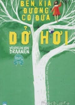 Ảnh Bên Kia Đường Có Đứa Dở Hơi